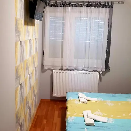 Apartment Fodor *
